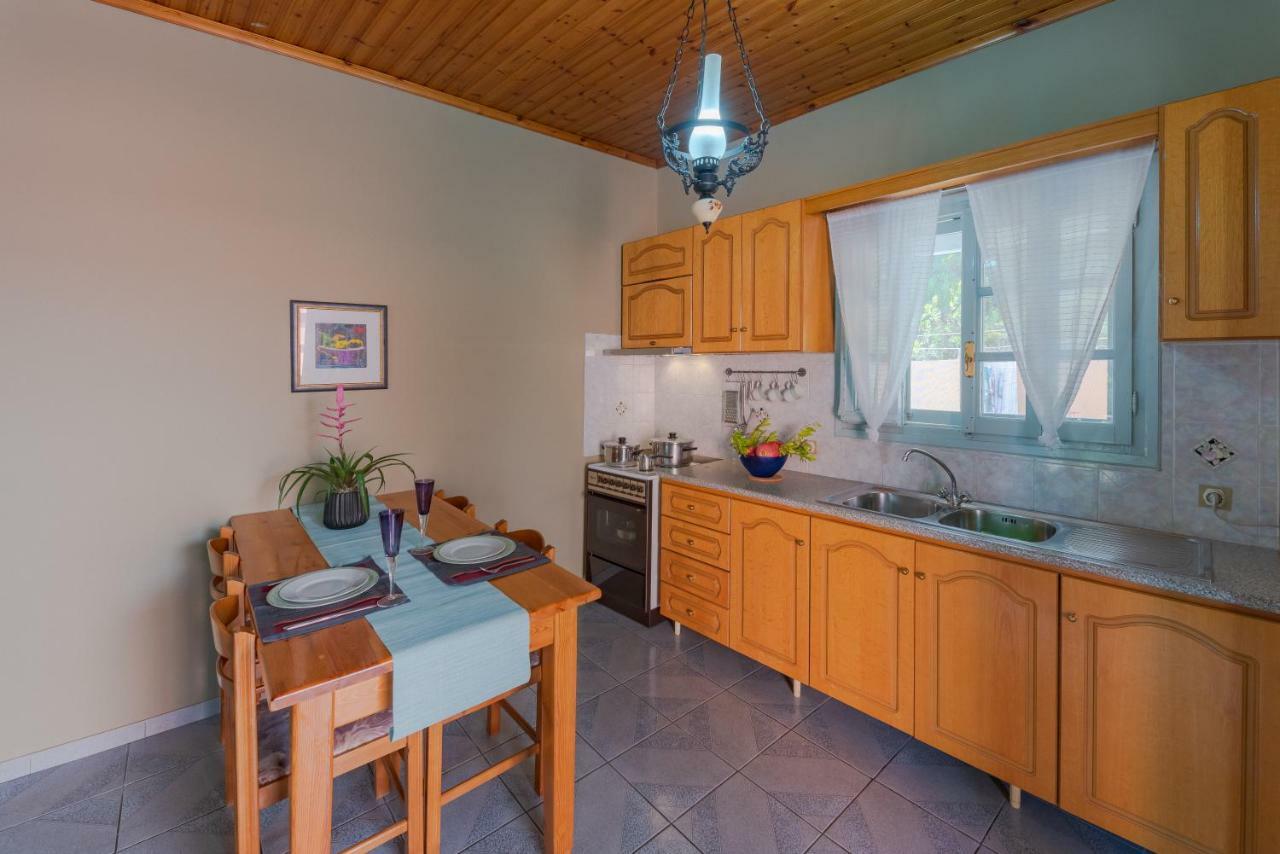 Mihaila Bungalows Spartia  Luaran gambar