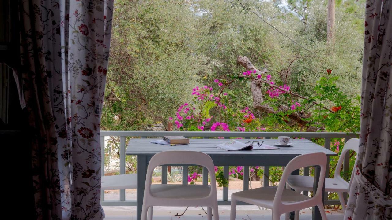 Mihaila Bungalows Spartia  Luaran gambar