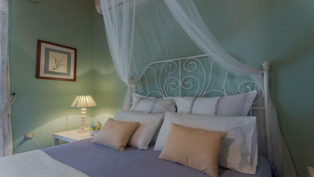 Mihaila Bungalows Spartia  Luaran gambar