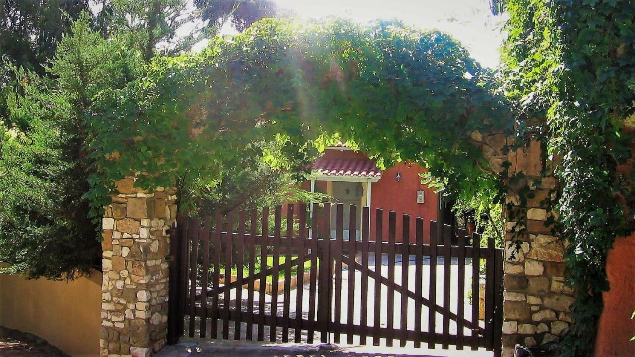 Mihaila Bungalows Spartia  Luaran gambar